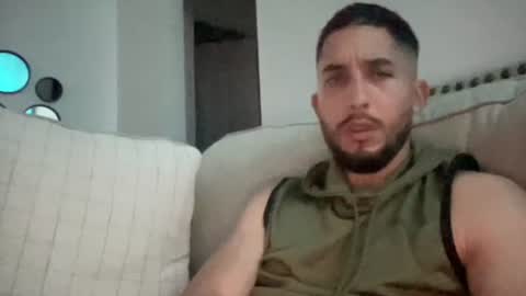 papicubano_guapo23cm online show from 3, 7, 2026