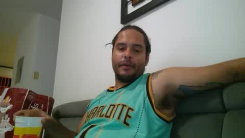 PapiiPR185 online show from 11, 1, 2026