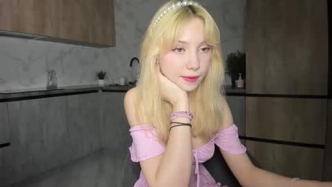 Melena online show from 27, 11, 2025