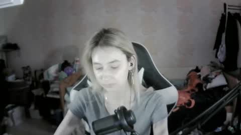 paradise_shade online show from 26, 11, 2025