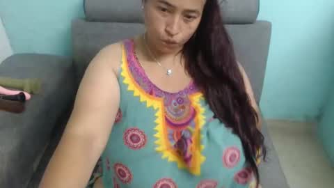 Snapshot of pareja_explosivasexx chatting on 17, 2, 2026 Luna online show from 17, 2, 2026