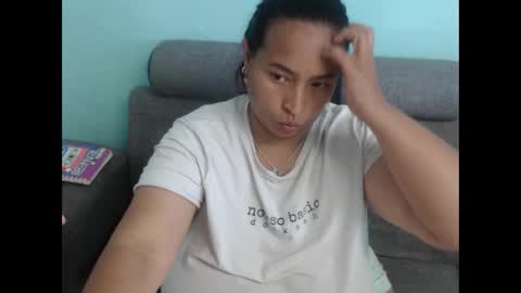 Snapshot of pareja_explosivasexx chatting on 22, 2, 2026 Luna online show from 22, 2, 2026