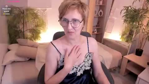 Paris online show from 4, 8, 2026