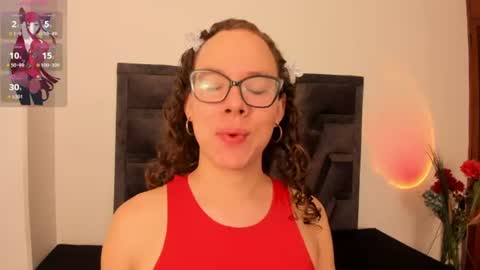 Snapshot of paris_mendez chatting on 9, 7, 2026 PARIS LOVE online show from 9, 7, 2026