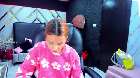 paris petit online show from 16, 2, 2026