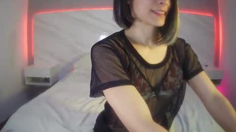 Snapshot of paris_vixen13 chatting on 3, 10, 2025 paris_vixen13 online show from 3, 10, 2025