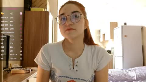 Snapshot of parisstoot chatting on 8, 11, 2025 Michelle online show from 8, 11, 2025