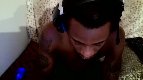 Snapshot of parlaytellio chatting on 10, 12, 2024 Parlay Tellio online show from 10, 12, 2024