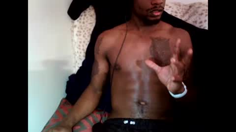 Snapshot of parlaytellio chatting on 26, 1, 2025 Parlay Tellio online show from 26, 1, 2025