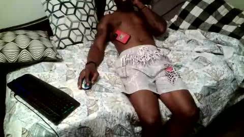 Snapshot of parlaytellio chatting on 6, 1, 2026 Parlay Tellio online show from 6, 1, 2026