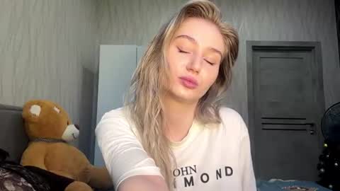 Milana online show from 6, 7, 2026