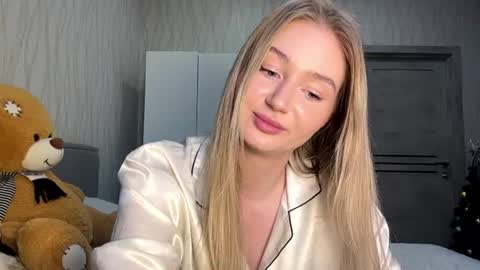Milana online show from 7, 7, 2026