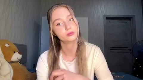 Milana online show from 10, 7, 2026