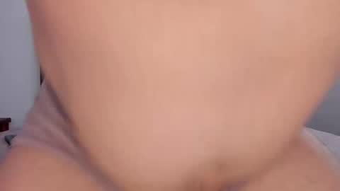 Snapshot of pasionaleshot69 chatting on 8, 10, 2025 Violetafantasy online show from 8, 10, 2025