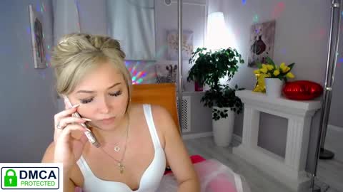 Snapshot of passionate_babe chatting on 11, 3, 2025 I have returned from vacation and I am glad to share my energy and emotions with you online show from 11, 3, 2025