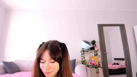 Bella online show from 22, 10, 2025