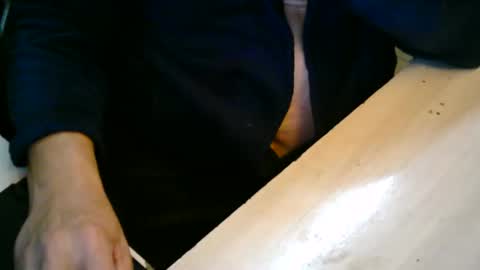 Snapshot of patjeooo chatting on 13, 10, 2025 patjeooo online show from 13, 10, 2025