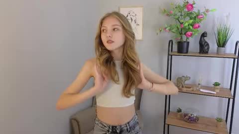 Vicki online show from 10, 9, 2025