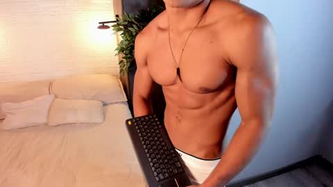 Snapshot of patrick_brown_ chatting on 13, 12, 2024 Patrick Brown online show from 13, 12, 2024