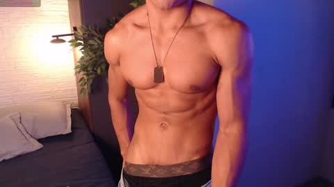 Snapshot of patrick_brown_ chatting on 24, 12, 2024 Patrick Brown online show from 24, 12, 2024