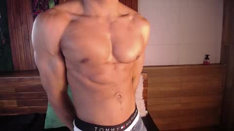 Snapshot of patrick_brown_ chatting on 28, 2, 2025 Patrick Brown online show from 28, 2, 2025