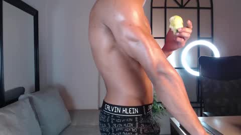 Snapshot of patrick_brown_ chatting on 5, 3, 2025 Patrick Brown online show from 5, 3, 2025