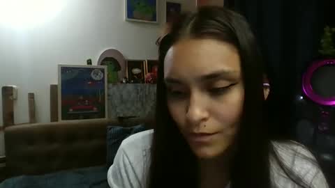 Snapshot of pau_cat chatting on 16, 5, 2026 Pau online show from 16, 5, 2026