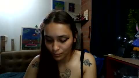 Snapshot of pau_cat chatting on 21, 5, 2026 Pau online show from 21, 5, 2026