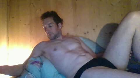 Snapshot of paueriwan chatting on 26, 4, 2026 paueriwan online show from 26, 4, 2026