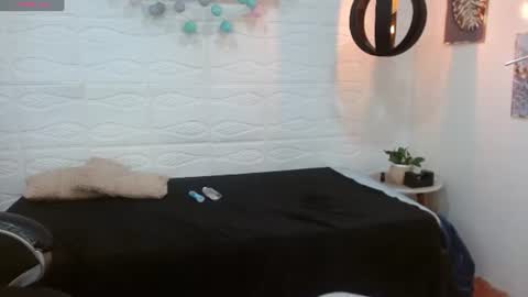 Snapshot of paul_cros chatting on 15, 6, 2026 paul_cros online show from 15, 6, 2026