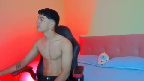 paul_sexycock online show from 7, 2, 2025