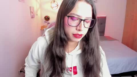 Snapshot of paula_kawaiifu chatting on 14, 11, 2025 CALL ME PAULA online show from 14, 11, 2025