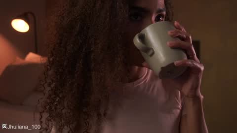 Snapshot of paulacora100 chatting on 20, 12, 2024 Paula online show from 20, 12, 2024