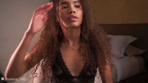 Snapshot of paulacora100 chatting on 8, 1, 2025 Paula online show from 8, 1, 2025