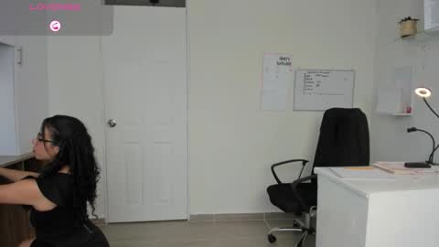 Snapshot of paulina_dossantos chatting on 8, 10, 2025 paulina online show from 8, 10, 2025