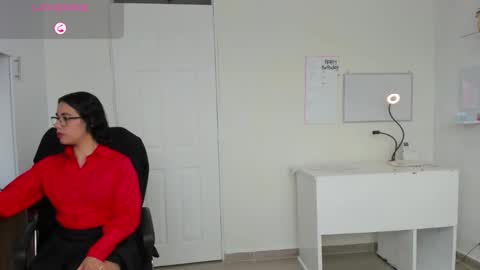 Snapshot of paulina_dossantos chatting on 20, 10, 2025 paulina online show from 20, 10, 2025