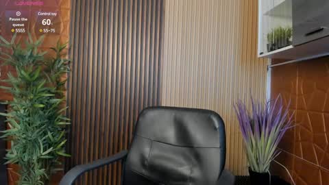 Paulina  online show from 7, 2, 2025