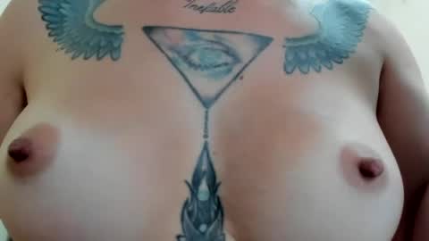 Snapshot of paulinches_love chatting on 28, 7, 2026 Paulinches online show from 28, 7, 2026