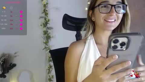 Snapshot of paulirose chatting on 11, 2, 2026 paulirose online show from 11, 2, 2026