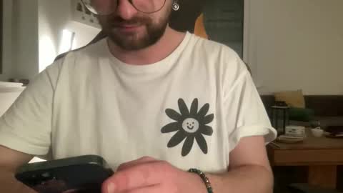 love bush online show from 14, 11, 2025