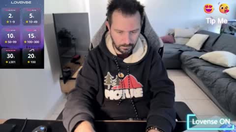 Snapshot of pc92160 chatting on 24, 11, 2025 pc92160 online show from 24, 11, 2025