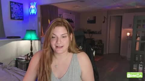 Snapshot of peaceofmae chatting on 20, 10, 2025 online show from 20, 10, 2025