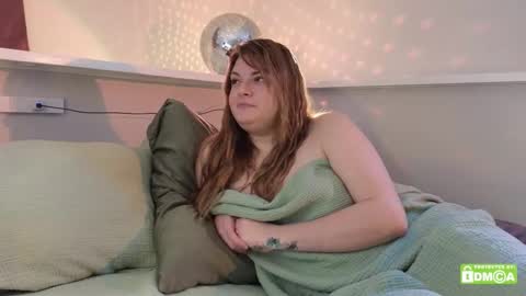 Snapshot of peaceofmae chatting on 16, 3, 2026 online show from 16, 3, 2026