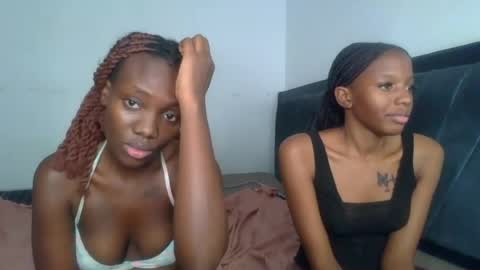 peach_ebonny online show from 17, 6, 2026