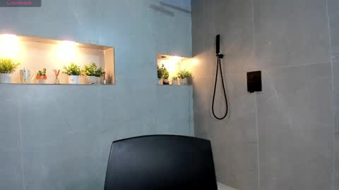 Briana online show from 10, 4, 2026