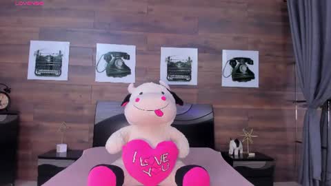 Snapshot of peachbrii chatting on 9, 7, 2026 Briana online show from 9, 7, 2026