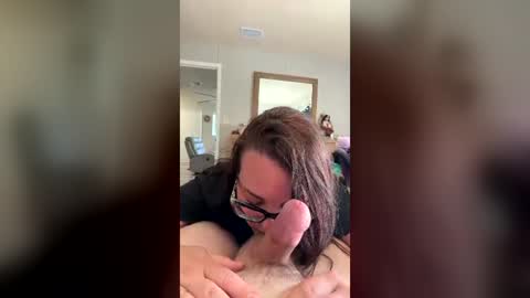Snapshot of peachesgetcreamy chatting on 3, 7, 2026 peachesgetcreamy online show from 3, 7, 2026