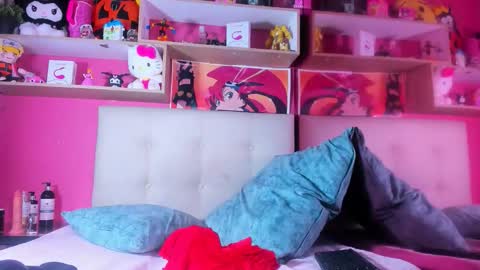 Snapshot of peachrougeh chatting on 4, 2, 2026 peachrougeh online show from 4, 2, 2026