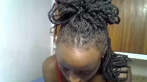 Snapshot of peachy_ebony chatting on 16, 11, 2025 peachy_ebony online show from 16, 11, 2025