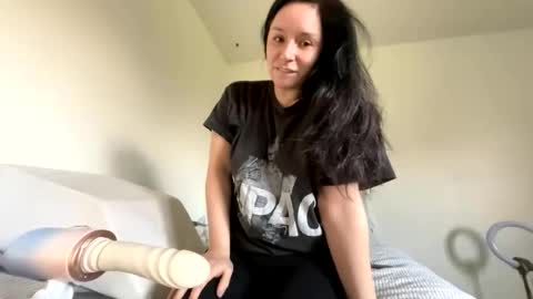 Snapshot of peachyxobsession chatting on 27, 3, 2026 PeachyObsession online show from 27, 3, 2026